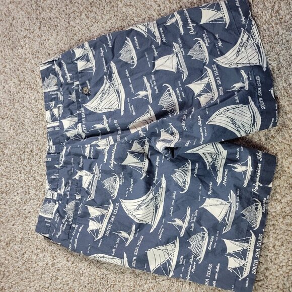 J.Crew Chino Shorts Men's 32 Blue Boats All Over Print Flat Front Preppy - Picture 6 of 7